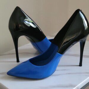 Elegant Black & Royal Blue Heels /Escarpins élégants noir et bleu royal